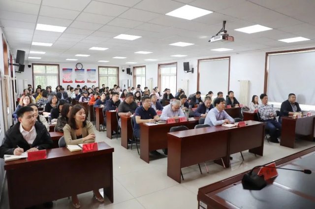 观众.jpg 图片