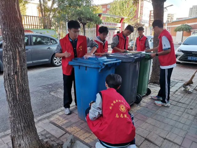 afd723b32a6e46f34d95dfd3933cc7b.jpg 图片