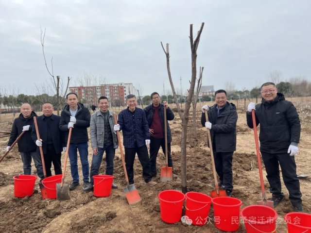 ������ɽ���� ������ɫʹ�����������Ǩ��ֱ������֧��չ��������ɽ��������100����ֲ���