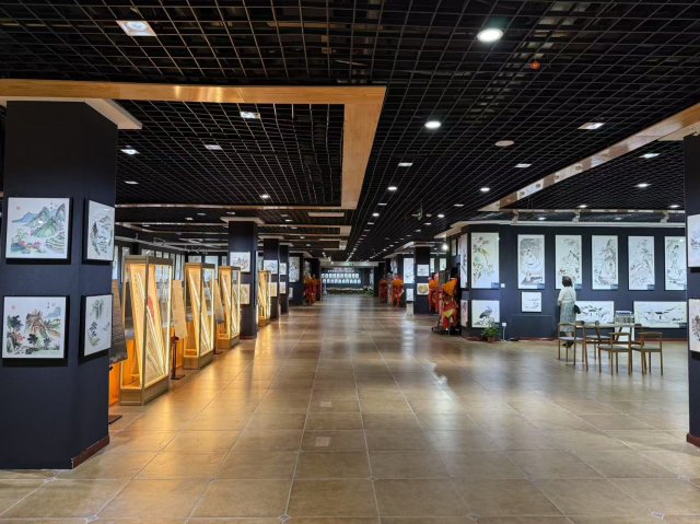 ����ר�����������������¹���������չ��1000���ػ���Ʊ������