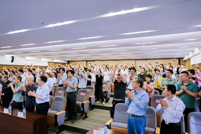 ŸܴҵĻ̻Ƽϯҵһ߹ƽ̨