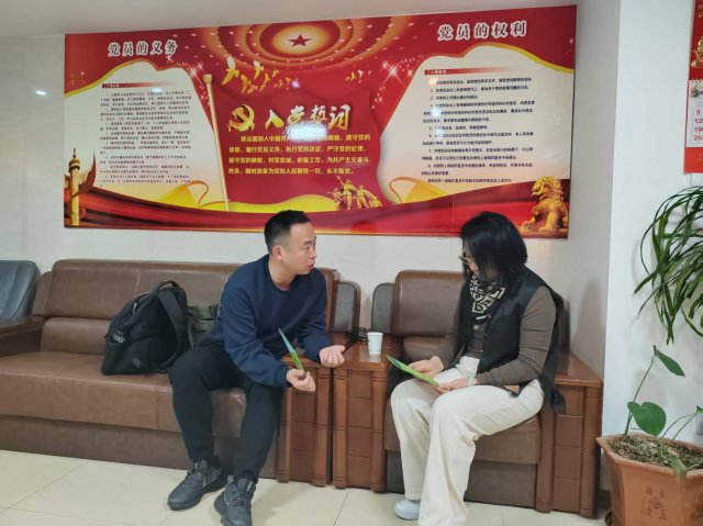 ŷ÷Ʊ󣺹桰+Ӫںͼҵչ¶