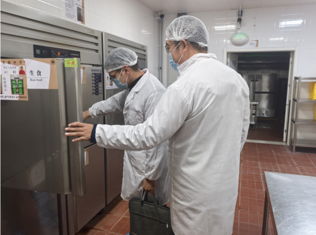 ʦϵķߡ չУ԰ʳƷȫר