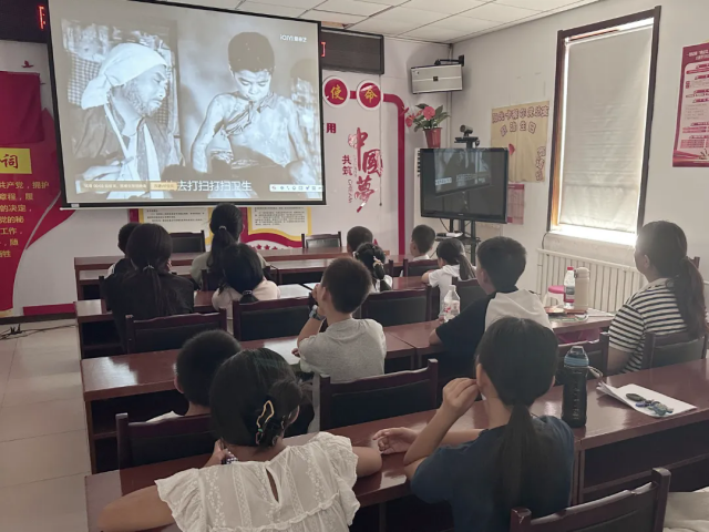 ��������ί����ʻ���ഺ ��Ԫ���ܰ�ɳ�