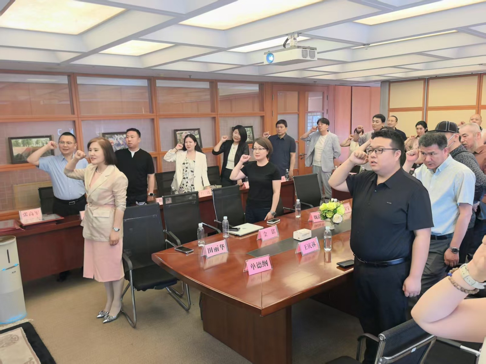 1780059458962185.jpg 微信图片_20260529205258_229_348.jpg